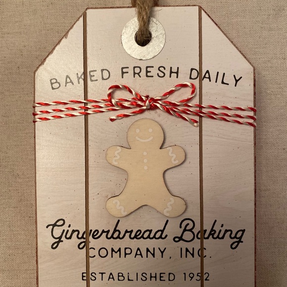 Christmas Gingerbread Man Wood Decor Sign For Tier Trays Tabletop Or Shelf - Picture 4 of 12